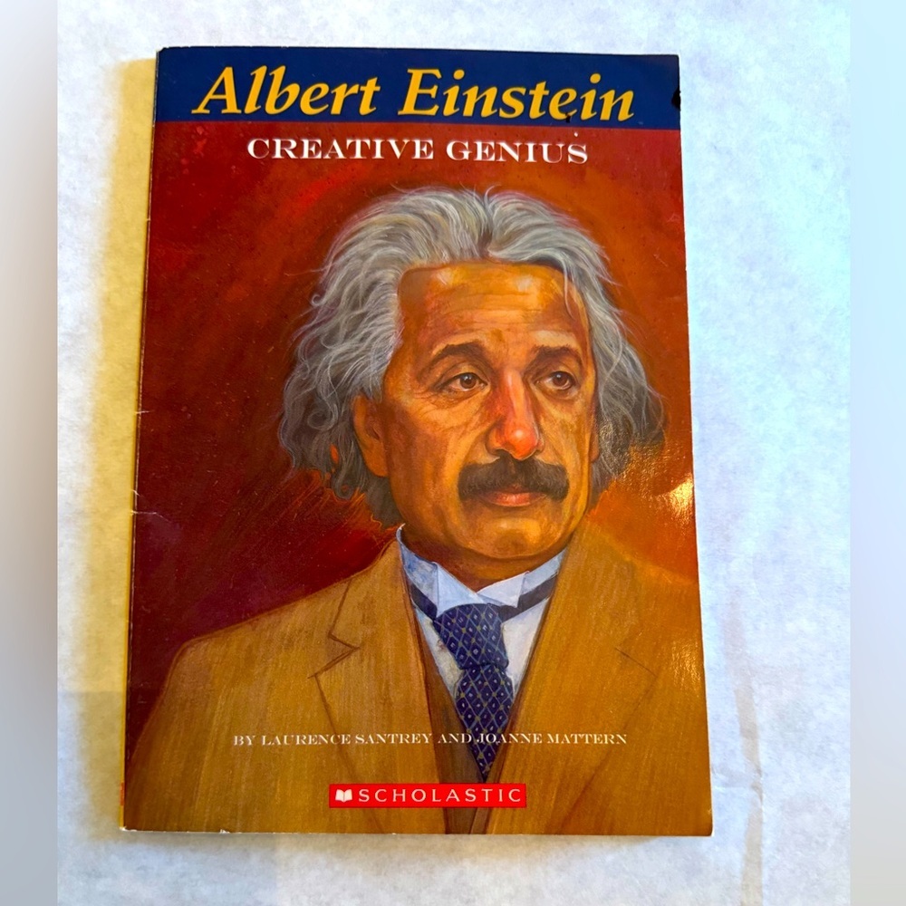 Albert Einstein: Creative Genius by Laurence Santrey & Joanne Mattern Paperback📚
